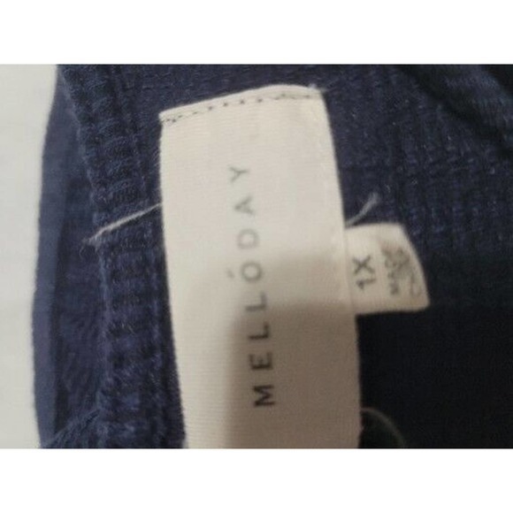 Mello Day Tiered Blouse With Bell Sleeves, Navy, Women's 1X, 3 Back Snaps - Picture 6 of 9